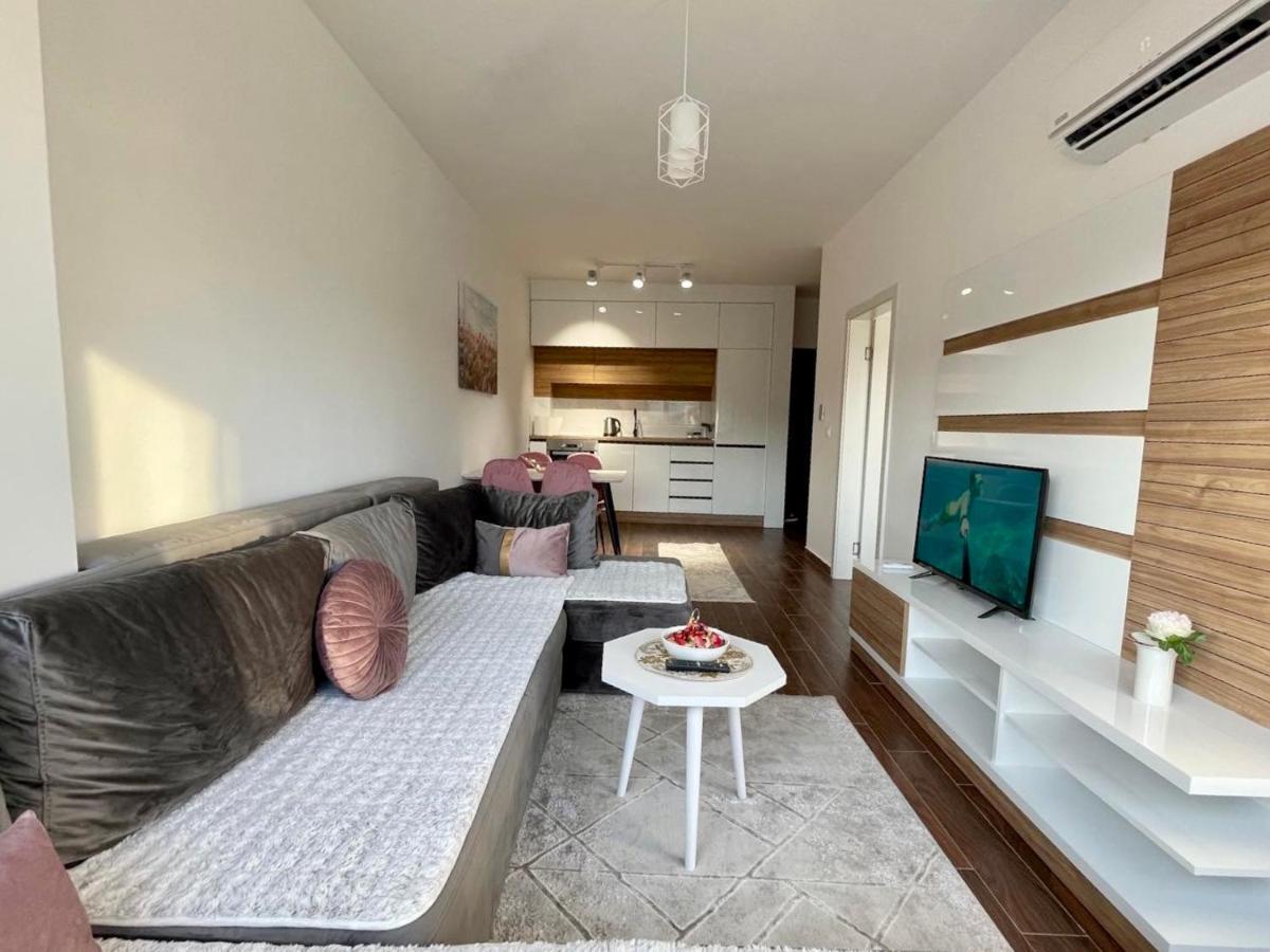 Capitol Apartment *